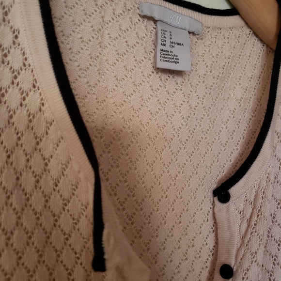 H&M Cardigan - Picture 2 of 4